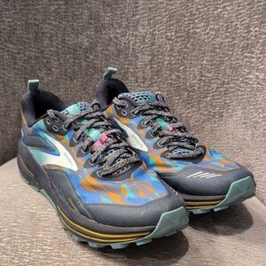 Brooks Cascadia 16 Trail Running Shoes Womens